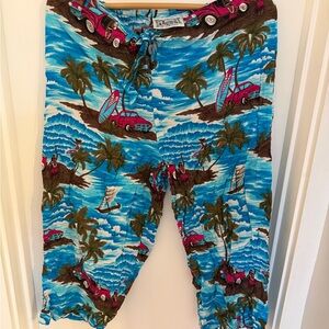 Tropical Print Capri Pants